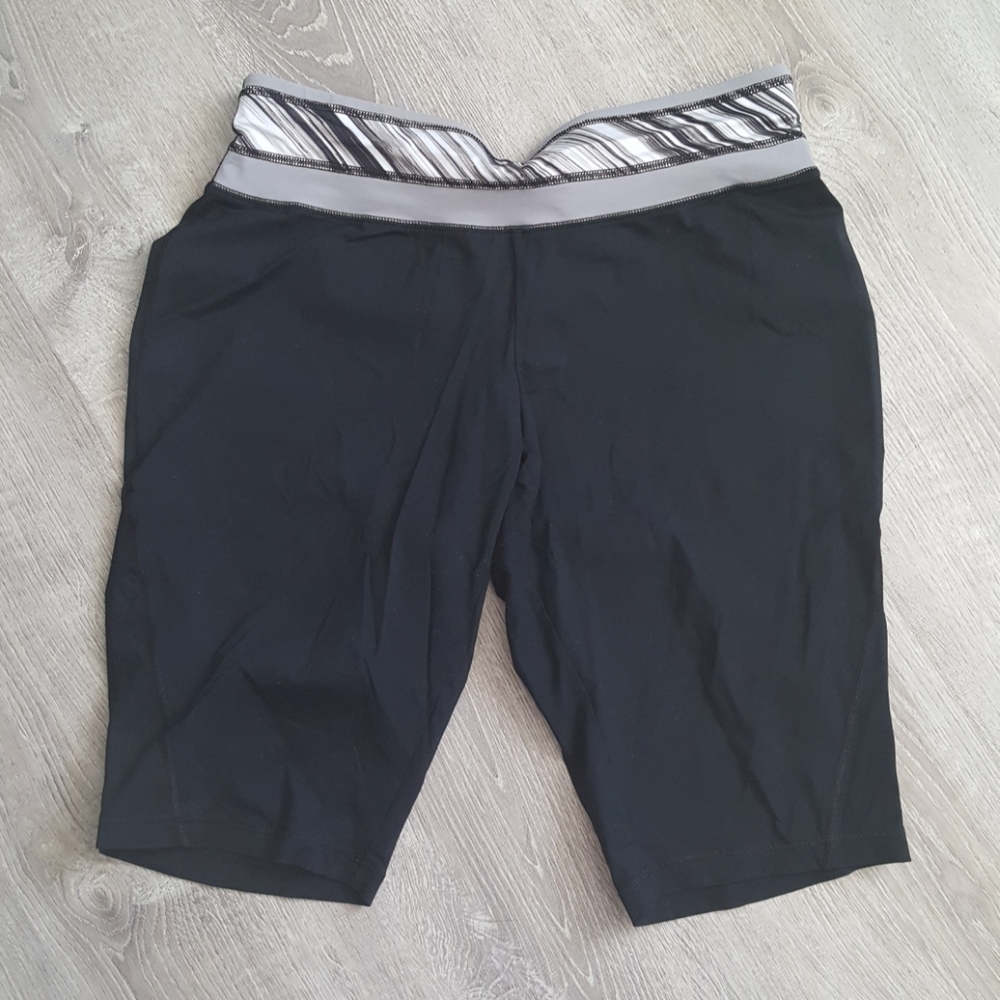 Active Capri workout shorts